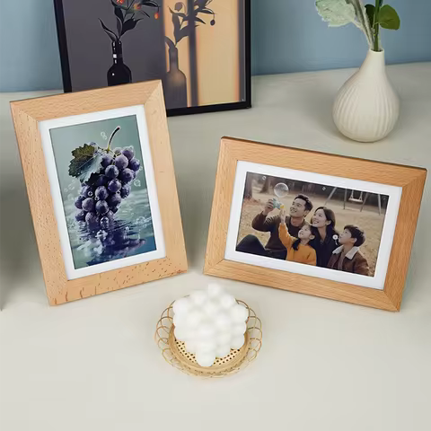 Bigme F7 7.3-inch Digital Photo Frame with Color e-ink Display, 800*480 resolution, 127PPI, WiFi Sma