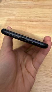 Apple iPhone SE 黑色 128GB