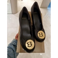 Bonia shoes size 36 new with box