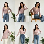 T-SHIRT V NECK FITTED LONG SLEEVE EV4