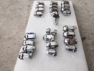 正品/日本牌子/9.9成新/汽車(車鈴)軚鈴螺絲 套装/未用過