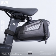 Vỏ đựng xe đạp EVR C61 chống nước có đèn đuôi hộp cứng dung tích lớn tháo rời