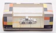 JC Wings 1:200飛機牽引車塑料抱輪車 地勤 日航 全日空 國泰天馬