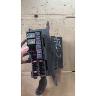 Nissan Serena C24 Outer Fuse Box Luar Nissan Serena C24 (USED HALFCUT)