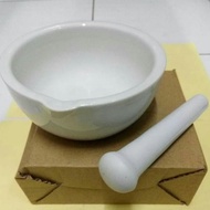 Medicine pounder / mortar / mortar 10 cm pestle