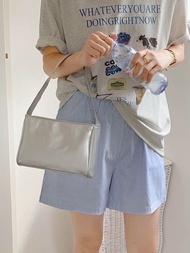 Somethingsgold | HOLO minimal bag กระเป๋าทรงสีเหลี่ยมมินิมอล สีเงินเมทัลลิค
