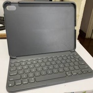 Logitech Slim Folio iPad (A16 11代、10代) 鍵盤保護殼 Keyboard Case