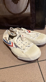 Feiyue 飛躍 經典帆布鞋free 43號
