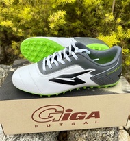 (K5) รองเท้าฟุตซอลร้อยปุ่ม GIGA รุ่น GB04 สี ขาว ดำ เทา Size 39-44  จัดเตรียมสินค้า 1-2 วัน