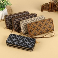 Double Pull Style Clutch with Large Capacity - 25 Oct 23