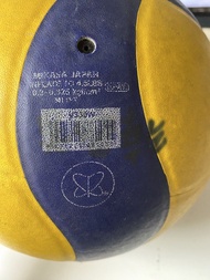Mikasa V330W 排球