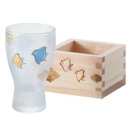 日本直送 - 日本製清酒杯連木桶Aderia水晶清酒玻璃杯金優質日本千鳥波水晶清酒杯玻璃杯杯連木桶禮盒 一只 100ml 6660 酒杯清酒杯 平行進口