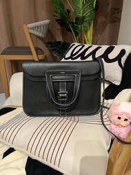 Hermes Halzan 31 ,STAMP X 黑銀 100%Authentic, 95%New 💎尖沙咀中港城門市