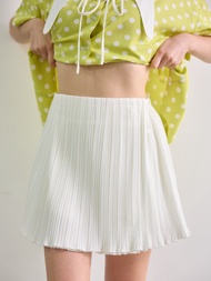 VACAY INDEED | Ami Skorts กระโปรงกางเกง พื้นสีขาว พร้อมส่ง