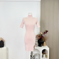 Zhixiu Arc Water Pink Knitted High Neck Half-Sleeved Bottoming Skirt