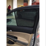 Accord 2011 magnetic sunshade