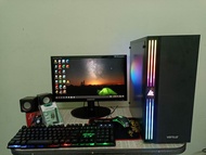 คอมพิวเตอร์ครบชุดCore i3-gen4 พร้อมจอ 19y เล่นเกมส์ได้