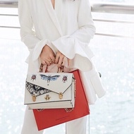 Gucci 限量秀款Ottilia昆蟲蛇紋竹節包 25*16*7  98新配件塵袋