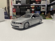 1: 24 Mini Cut BMW BMW 5 Series E39 Late Model 528 530 SEDAN Car Model Silver