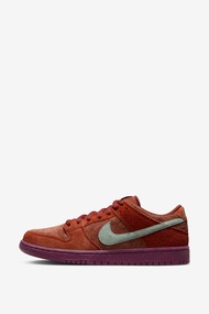 Nike SB Dunk 低筒鞋 Mystic Red and Rosewood