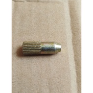 Rino 14 B Dyna Dutro 125 HT 130 HT Axle Pen