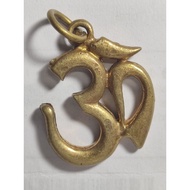 Hanging Pendant Om Symbol Brass Material Size 3 3 Cm.