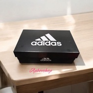 Box_shoes_4d1d4as_black_glossy_premium