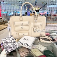 LYN x TUESLOVE กระเป๋า LYN รุ่นป้าตือ THE POCKET BAG คอลเลคชั่นพิเศษ มีถุงผ้า ถุงกระดาษให้