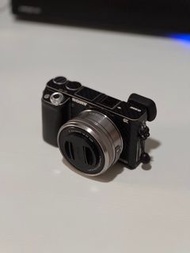 Sony A6000+kit鏡頭16-50mm 二手銀色（有貼膜）