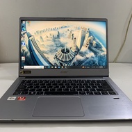 ACER SWIFT 3 AMD ATHLON 300U 8 GB RAM 256 GB SSD RADEON VEGA 3 2 GB