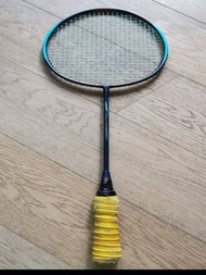 Hi- qua HQ - 57 羽毛球拍
