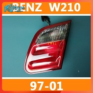 Rto สำหรับ Mercedes BENZ W210 97-01 E200 E220 E240 E260 E280 E300ไฟท้ายไฟท้าย Lampu Belakang ไฟเบรกไ