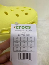 Crocs鞋