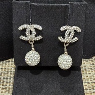 Chanel 經典耳環(耳針.98成新!)