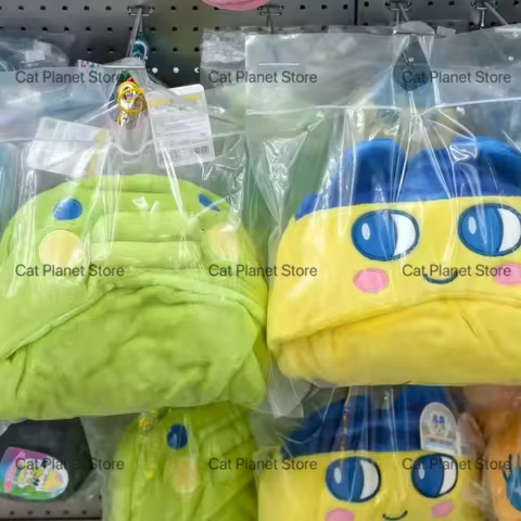 Tamagotchi Warm Adorable Mametchi Kuchipatchi Shoulder Blanket Cartoon Home Casual Wearable Cloak So
