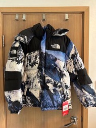 Supreme TNF mountain baltoro