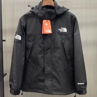 NORTH FACE ชุดลุยป่าแท้1990แบบอเมริกันของแท้ปักคู่กลางแจ้งกันลมเสื้อแจ็คเก็ตผู้ชายและผู้หญิงพร้อมเสื