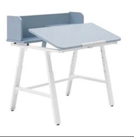 IKEA PIPLARKA 兒童書桌 free 兒童升降椅 和 格子櫃