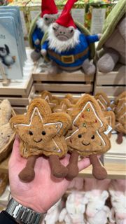 🩵Jellycat 🎉2025聖誕限定🎉  可愛薑餅仔🍪🍪   Jellycat Gingerbread Star & Tree Plush