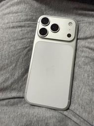 (Apple care expires 2/12/2026) Iphone 17 pro 256gb