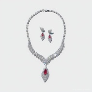 Neriza Jewelry/ชุดเครื่องประดับเพชรสังเคราะห์ สร้อยคอพร้อมต่างหูเพชรรอบคอ สีแดง พร้อมกล่อง เครื่องปร