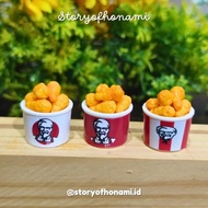 MINIATUR 1:12 BUCKET AYAM KFC (2 x 2 x 2.3 cm) MAKANAN MAINAN
