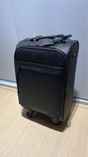 行李箱 Suitcase - Hideo wakamatsu