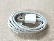 原裝正版 Apple 30pin USB 線 數據線 充電線 叉電線 適合舊款iPad iPhone  USB Cable Data Cable Charging Cable