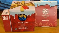 收藏引退_SNK_NEOGEO mini聖誕節限定版主機+搖桿+紙袋 。(日版、新品、未使用)。