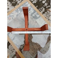 Standing Pot 20-25cm (Height 20cm)