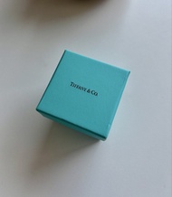 【Tiffany】經典藍色皮革戒指盒/珠寶首飾盒｜附外盒