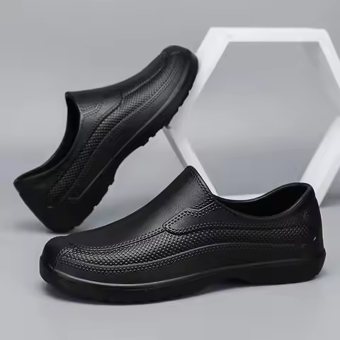 Waterproof Food-Grade Shoes Outdoor Work Safety Shoes, Waterproof and Wear-Resistant, Ultra-Light Sl