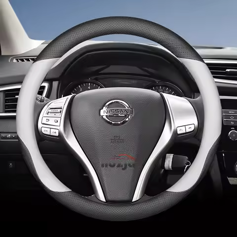 Leather Car Steering Wheel Cover for Nissan Patrol Micra EV Townstar NV350 Z MAGNITE Roox Ariya DAYZ