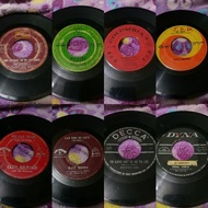 45 rpm Record International Artist